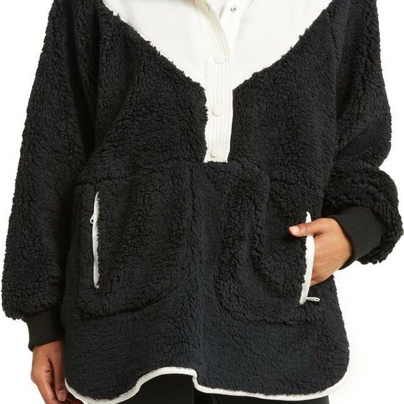 FP Movement by Free People Black and Cream Teddy Jacket - Picture 2 of 4